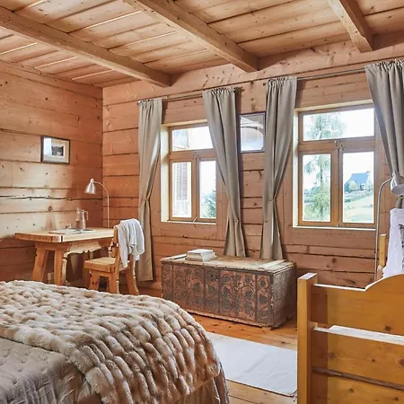 Hruby Gazda - Zabytkowa Goralska Na Wylacznosc شاليه